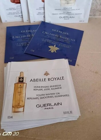 guerlain abeille royale cilt bakım seti toplam 12 ml. orjinal sı