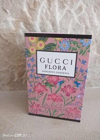 Gucci flora gorgeous gardenia EDP