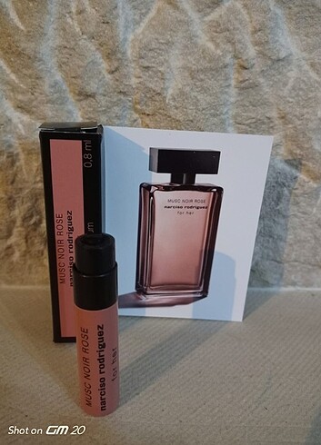 Narciso Rodriguez musc noir rose EDP sample parfüm
