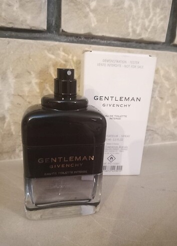 Givenchy gentleman EDT intense 