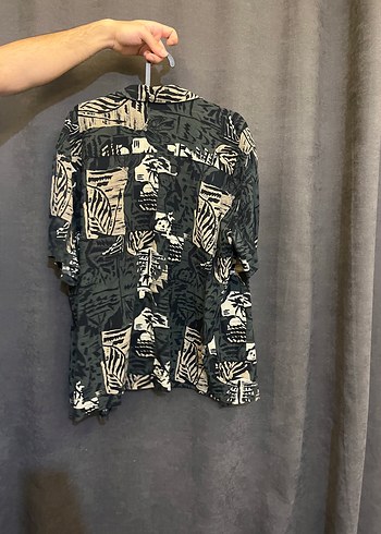 m Beden çeşitli Renk 6 adet Çok Renkli Erkek HM Pull and bear ve mudo gömlekler