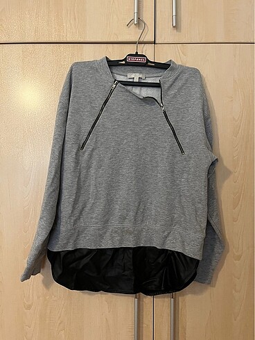 Twist deri detaylı sweat