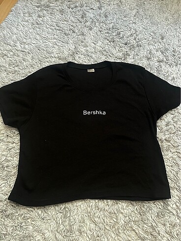 Bershka tişört