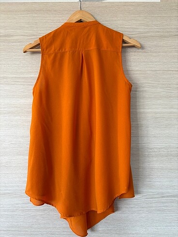 m Beden turuncu Renk H&M kolsuz bluz