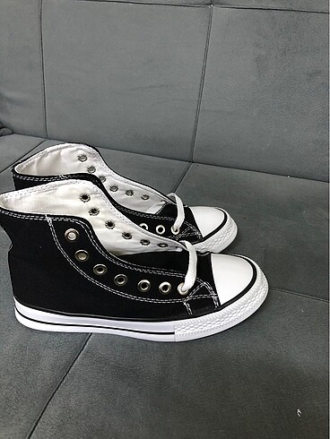 Logosuz Converse 2 adet 36 1 adet 40 numara