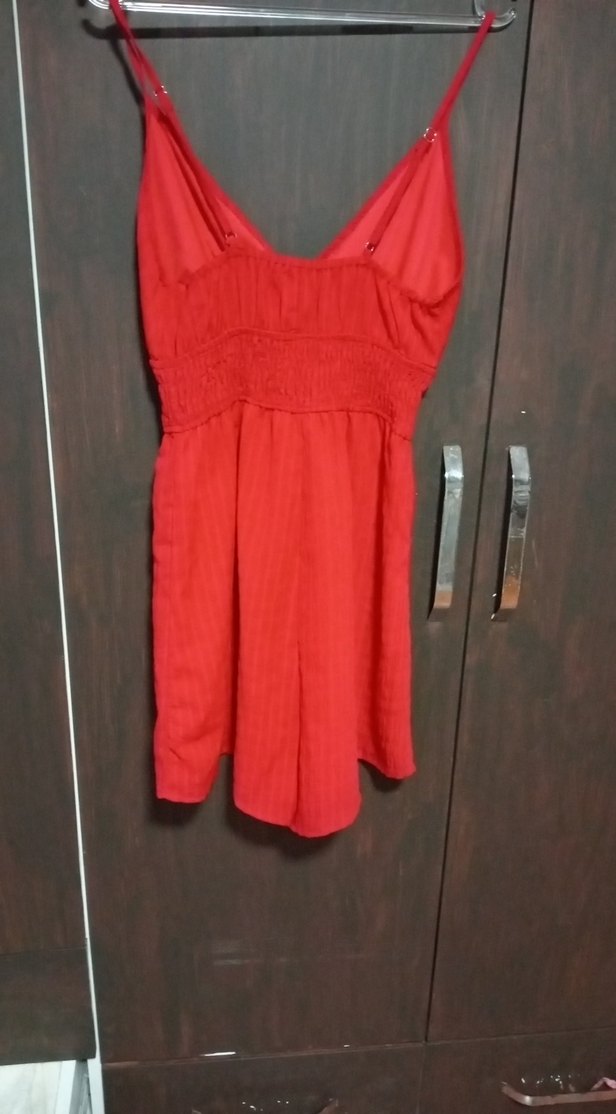 Kırmızı Mini V Yakalı lastikli Tulum - Görsel 2