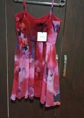 Pembe Midi Straplez Bağlama Desenli Elbise - Görsel 2