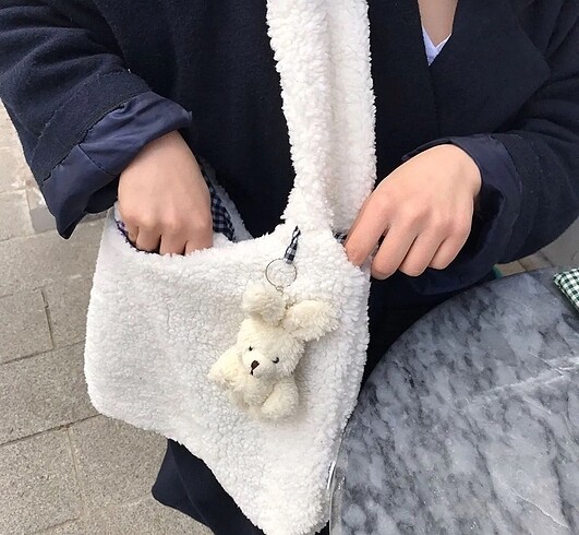 Peluş çanta