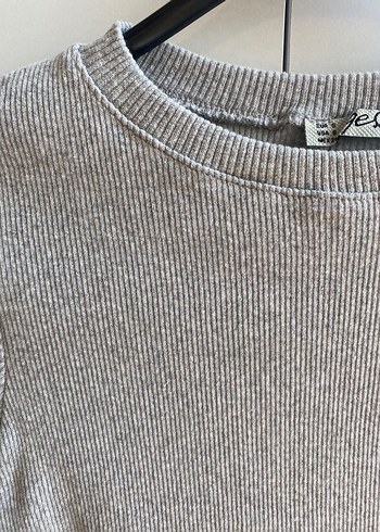 Gri Kısa Kollu Kadın Tişört - Görsel 2