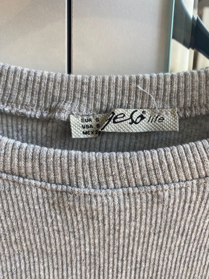 Gri Kısa Kollu Kadın Tişört - Görsel 3