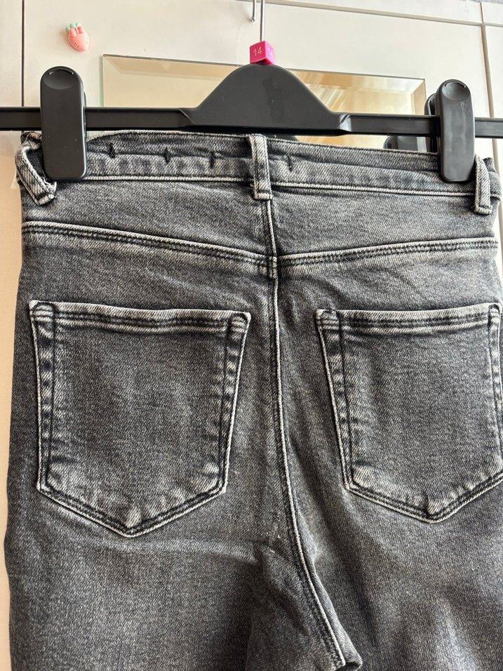 Gri Dar Kesim Kadın Denim Pantolon - Görsel 5