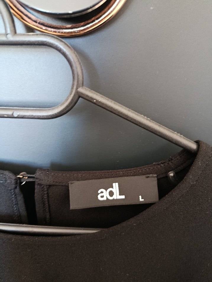 Siyah Uzun Kollu Fırfırlı Bluz - Görsel 4