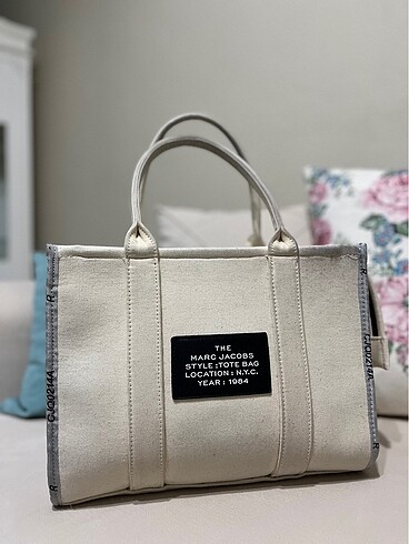 Bej rengi Marc jacobs çanta