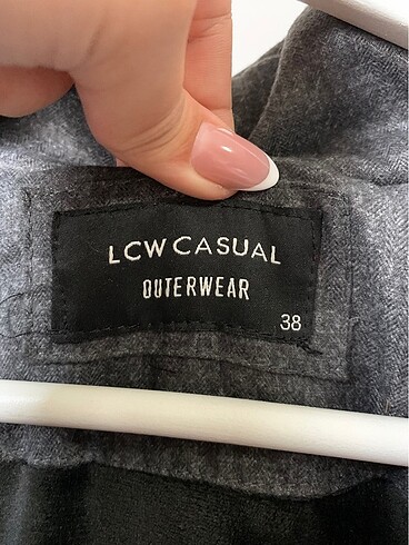 38 Beden LCW Mont