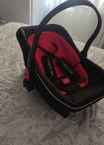 Kırmızı Bebek Oto Koltuğu - Görsel 2