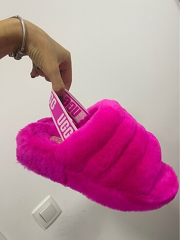 Ugg UGG terlik