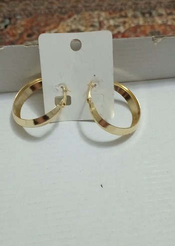 Altın Renkli Midi Halka Küpe - Görsel 2