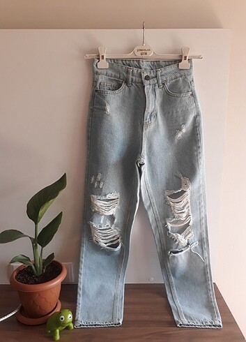 Yırtık Jean