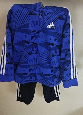 2-3 yaş Adidas orjinal eşofman takımı