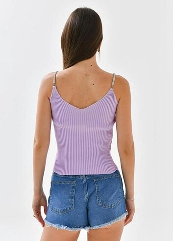 s Beden Askılı sim detaylı lila crop top 