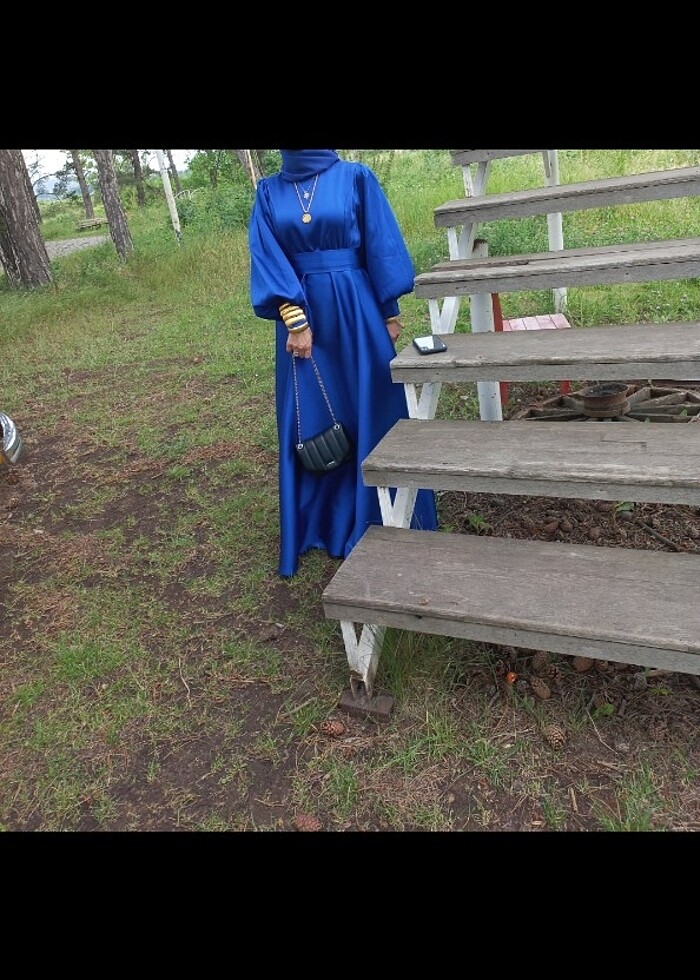 Saten kıyafet 1kere giyildi salonda  - Görsel 2