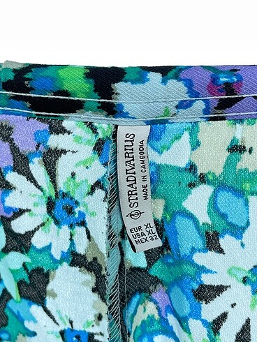 xl Beden çeşitli Renk Stradivarius Düz Kesim %70 İndirimli.
