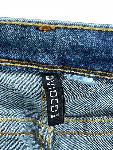 42 Beden çeşitli Renk H&M Jean / Kot %70 İndirimli.