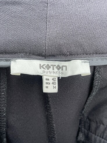 42 Beden siyah Renk Koton Düz Kesim %70 İndirimli.
