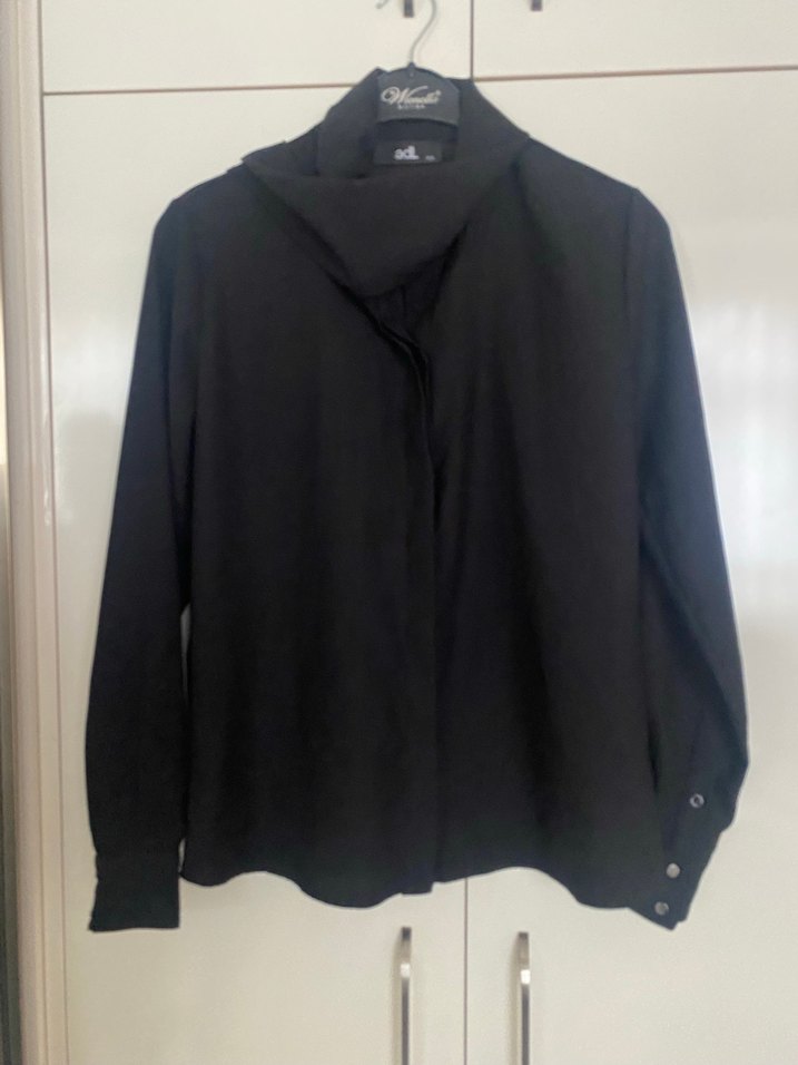 Siyah Kadın Uzun Kollu Gömlek - Görsel 3