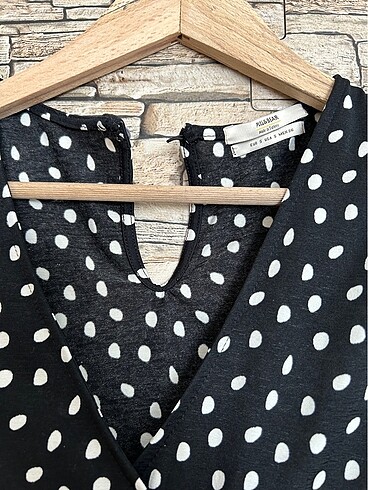 s Beden Pull and Bear puantiyeli tulum