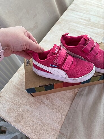 Puma marka fuşya renk çok rahat ayakkabı