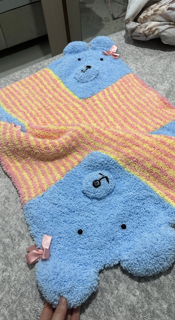 Renkli Triko Çocuk Battaniyesi Ayıcık Desenli - Görsel 3