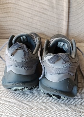 45 Beden gri Renk nike giannis immortality 2