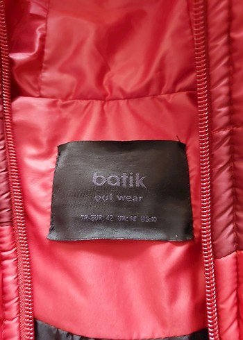 Kapüşonlu Bordo Kadın Mont - Görsel 2