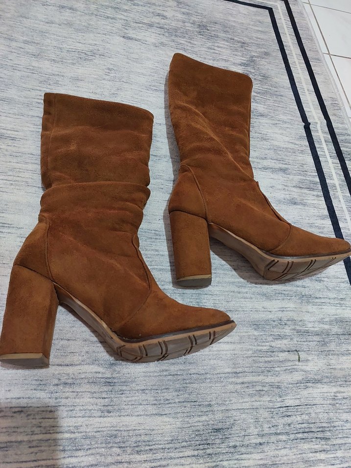 Kahverengi Süet Kadın  Çizme - Görsel 4