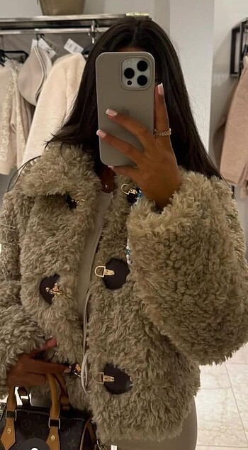 Zara mont