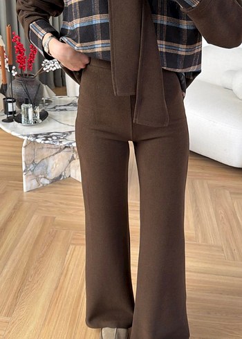 Kahverengi Ekose Desenli Kadın Takım - Görsel 4