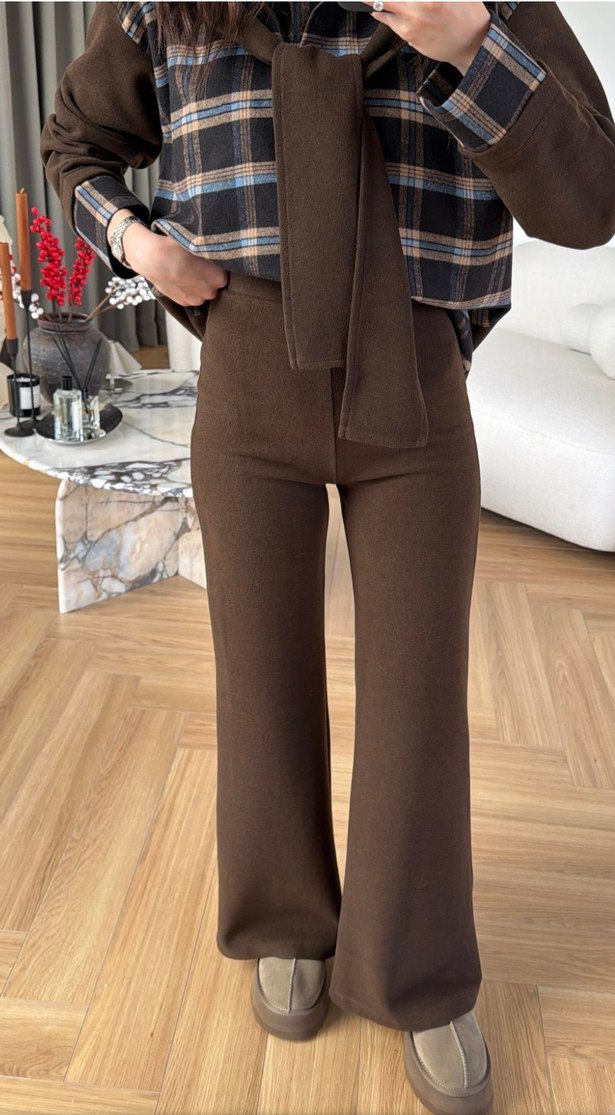 Kahverengi Ekose Desenli Kadın Takım - Görsel 4