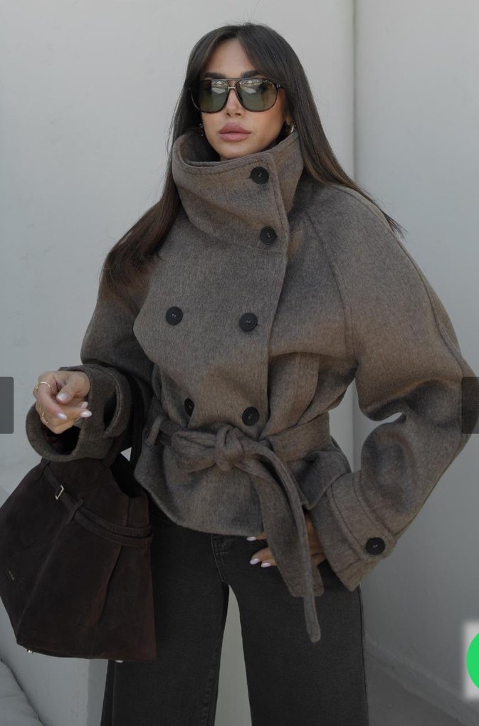 Boğazlı Yaka Kemerli Kısa Kahverengi Kaban - Görsel 2