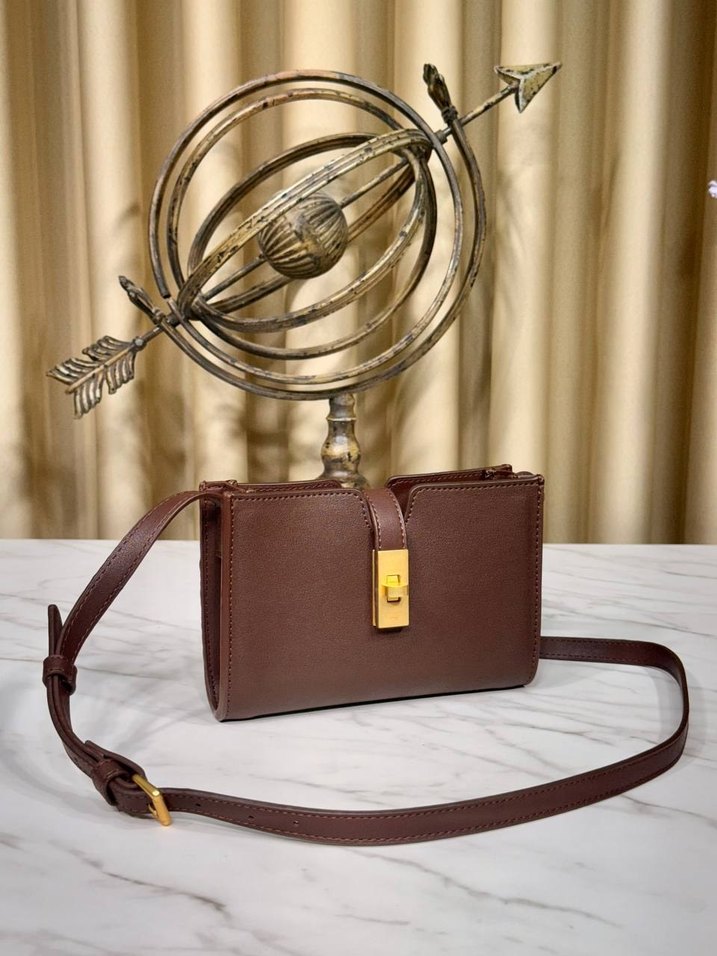 Celine strap Pochette 19 cm - Görsel 4