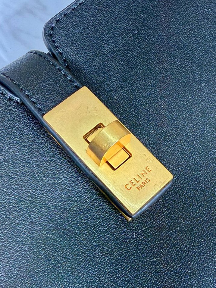 Celine strap Pochette 19 cm - Görsel 4