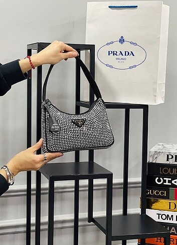 Prada toz torbali taşlı modelimiz 