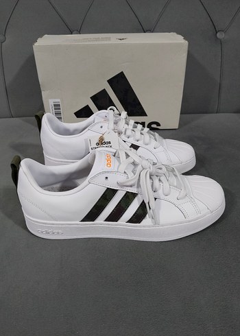 Adidas Spor ayakkabı - Görsel 4