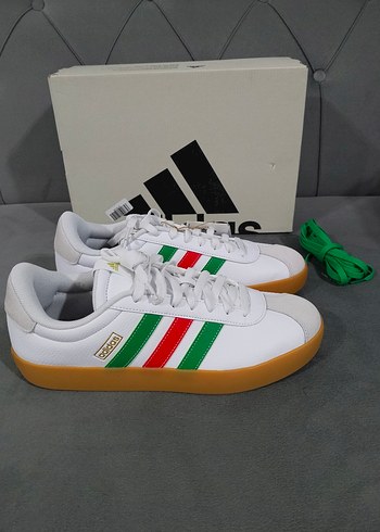 Erkek Beyaz Adidas Spor Ayakkabı - Görsel 3