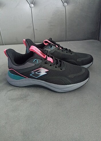Lotto kadın spor ayakkabı - Görsel 6