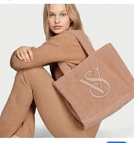 Victoria?s Secret Peluş Çanta