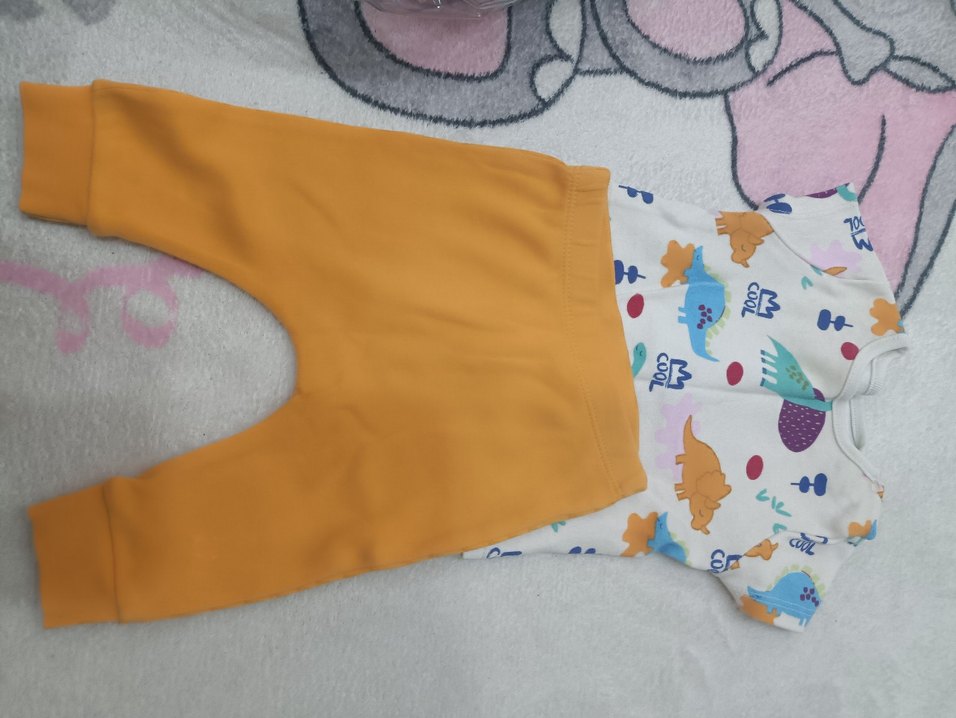 Renkli Baskılı Örme Bebek Erkek Takımı - Görsel 2