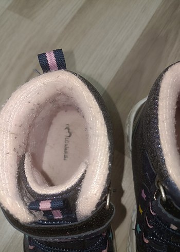 Kız Çocuk Desenli Bot - Görsel 2