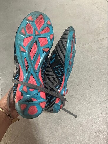35 Beden Adidas krampon