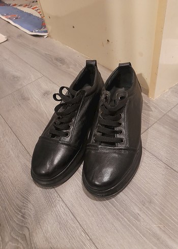 Diğer Siyah Deri Sneaker